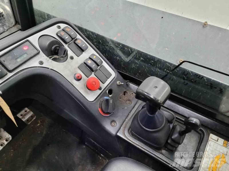 JCB TLT30G Телескопични товарачи