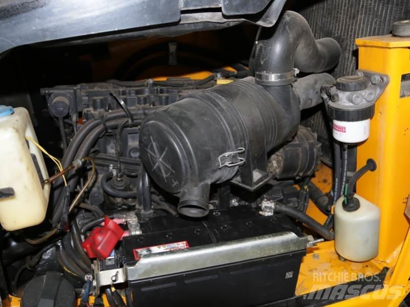 JCB TLT35D 4X4 Телескопични товарачи