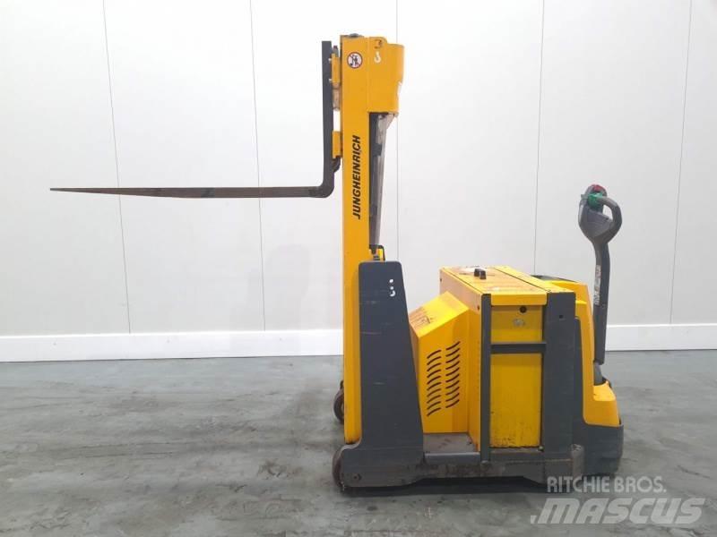 Jungheinrich EJG 108 Самоходни товарачи