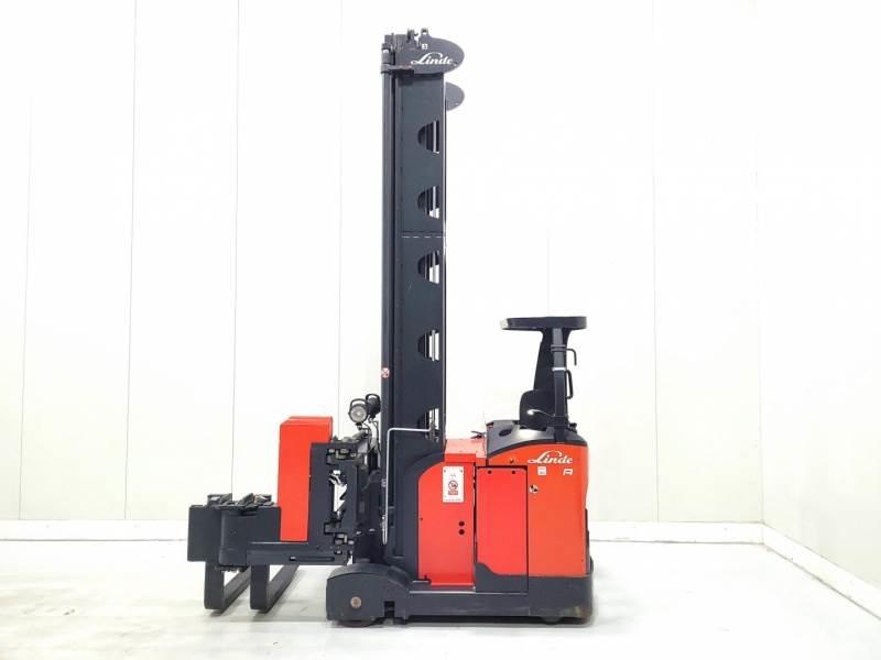 Linde A10 Високоповдигачи за работа в тесни коридори