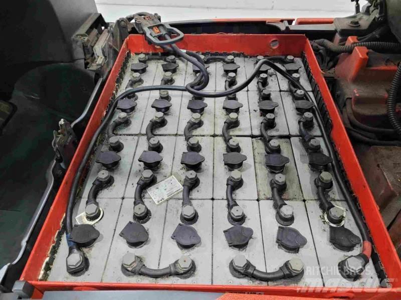 Linde E16P-02 Електрически вилични кари-повдигачи