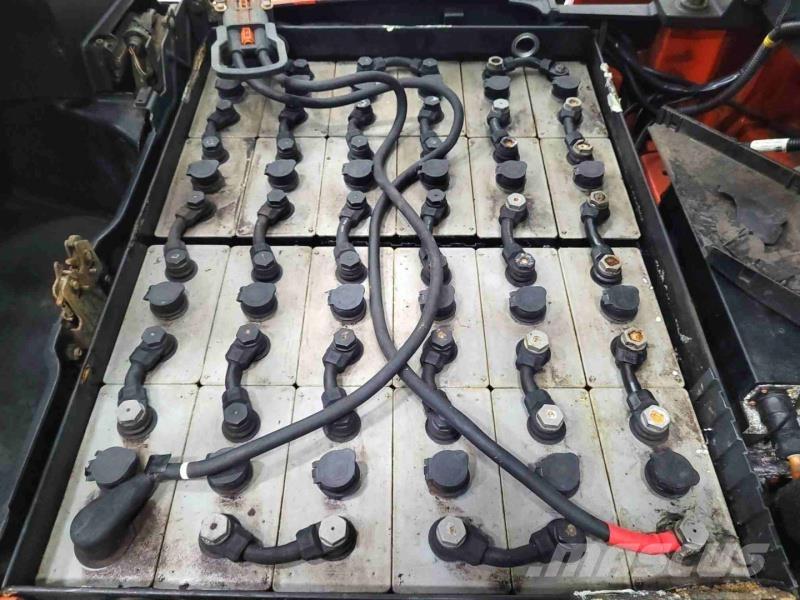 Linde E18-01 Вилични кари-повдигачи - други