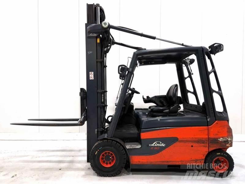 Linde E30L-01 Електрически вилични кари-повдигачи