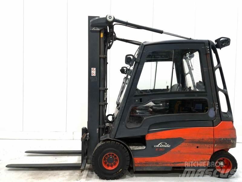Linde E30L-01 Електрически вилични кари-повдигачи