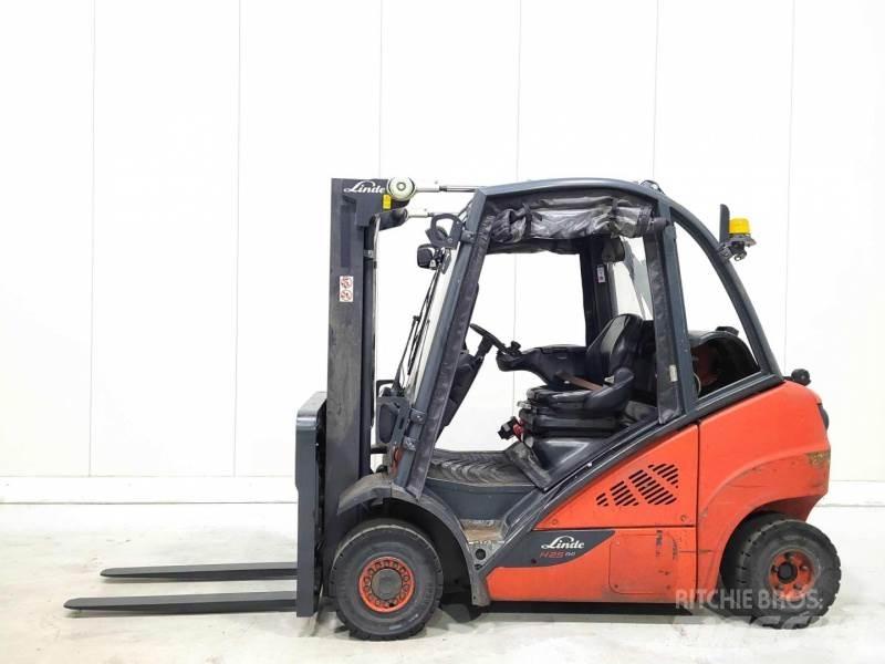 Linde H25T-02 Камиони с АГУ