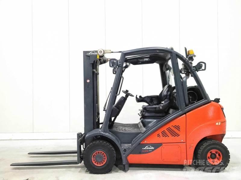 Linde H25T-02 Камиони с АГУ