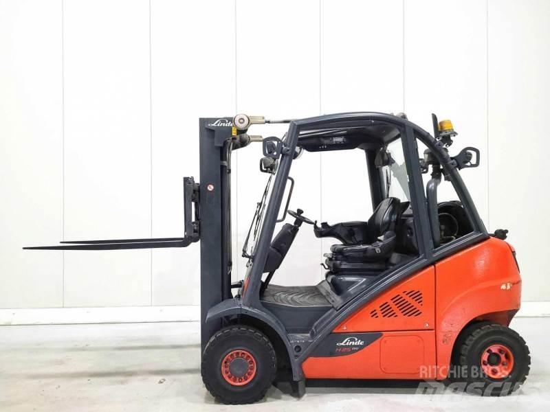 Linde H25T-02 Камиони с АГУ