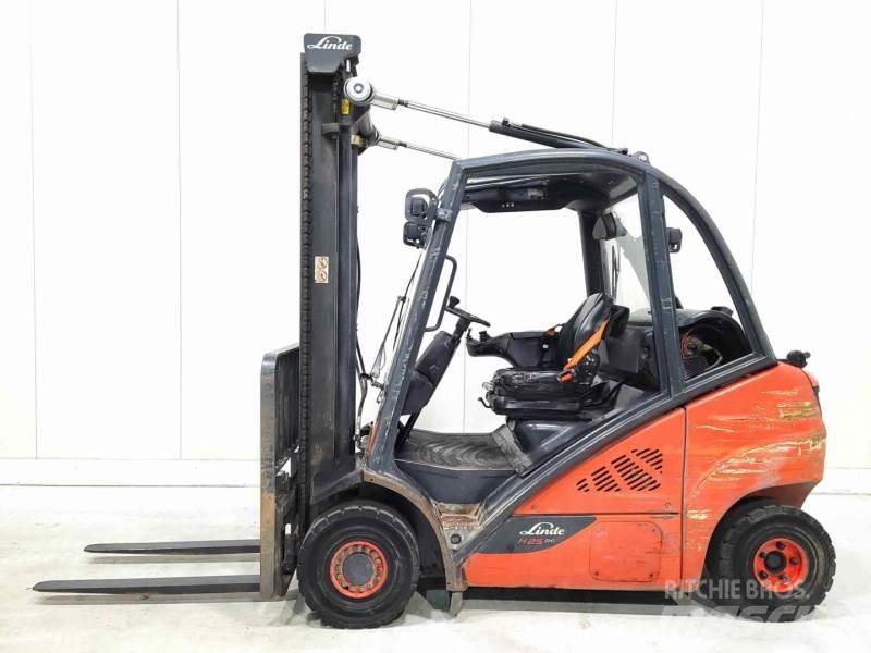 Linde H25T-02 Камиони с АГУ