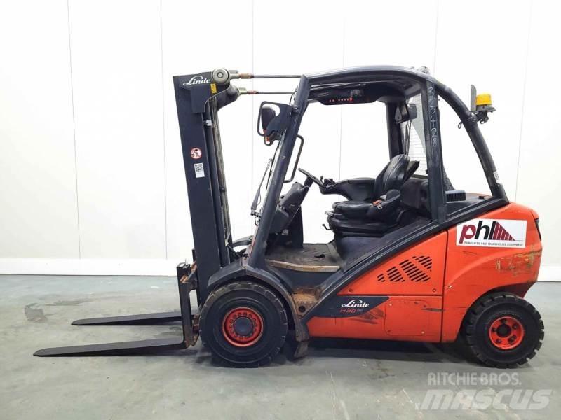 Linde H30D-02 393 Дизелови камиони