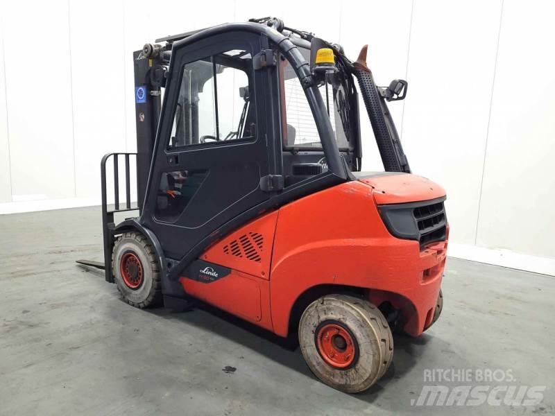 Linde H30D-02 393 Дизелови камиони