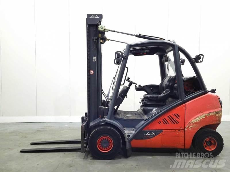 Linde H30T-02 393 Камиони с АГУ