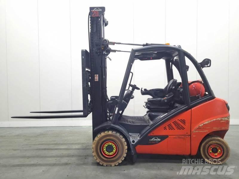 Linde H30T-02 393 Камиони с АГУ