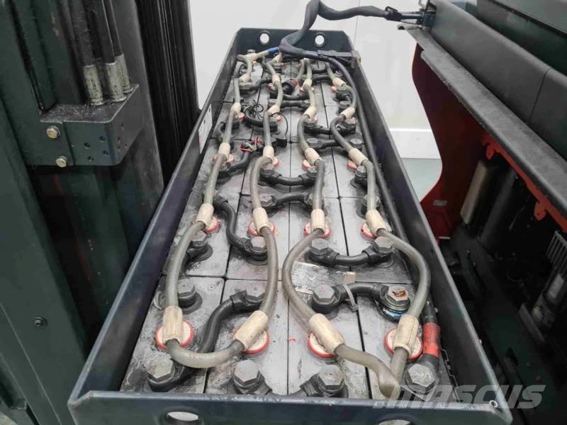 Linde R14-01 1120 Ретрак/ Високоповдигач с изместване на вилката напред