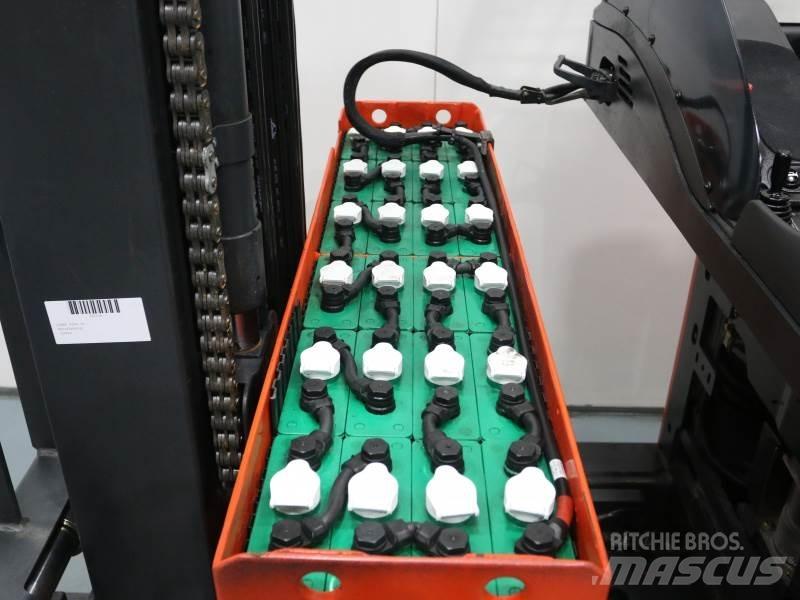 Linde R14S Ретрак/ Високоповдигач с изместване на вилката напред
