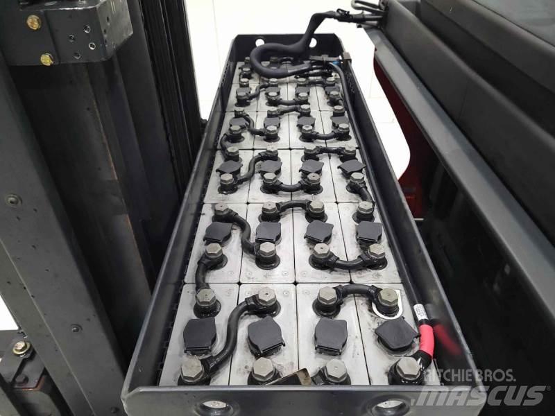 Linde R16-01 1120 Ретрак/ Високоповдигач с изместване на вилката напред