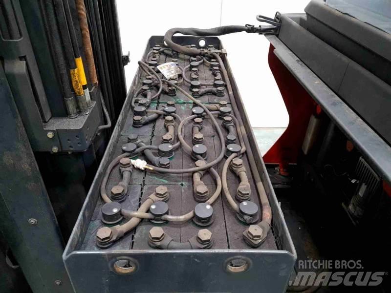 Linde R16-01 1120 Ретрак/ Високоповдигач с изместване на вилката напред