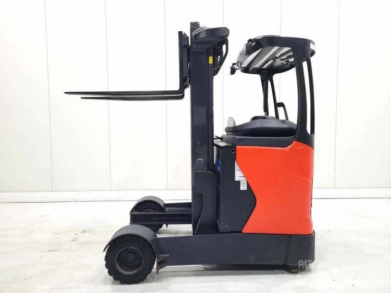 Linde R20G-01 1120 Ретрак/ Високоповдигач с изместване на вилката напред