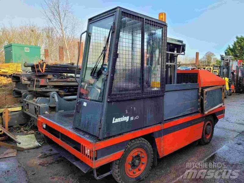 Linde S30 Страничен товарач