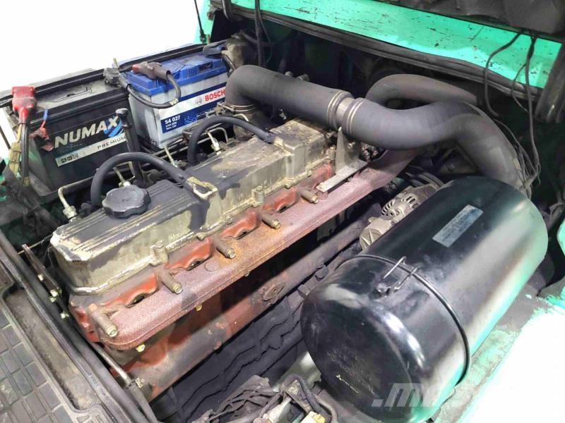 Mitsubishi FD40K Дизелови камиони