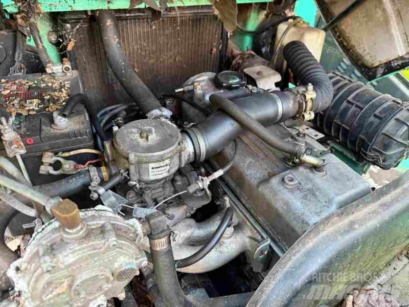 Mitsubishi FG20 Камиони с АГУ