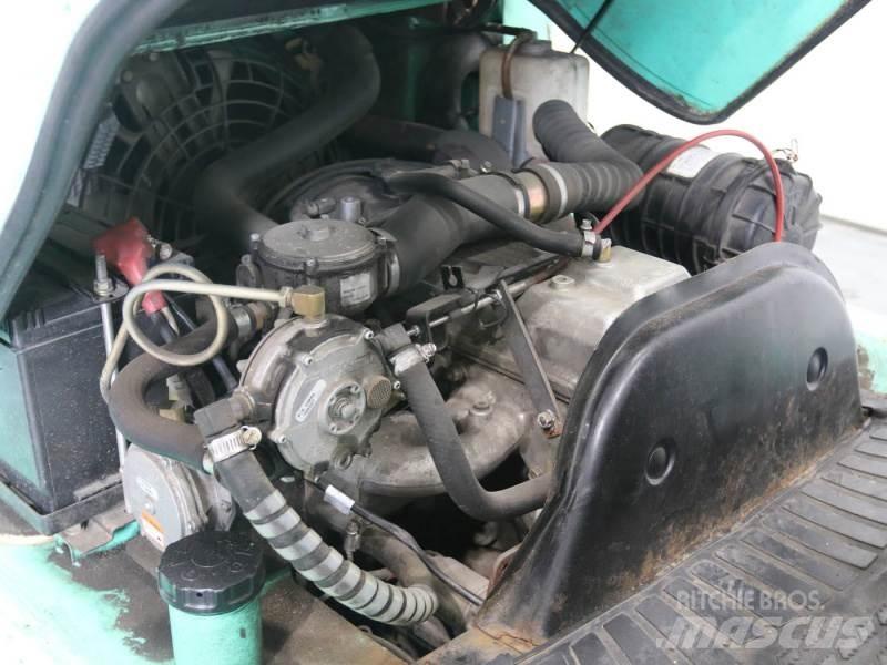 Mitsubishi FG35K Камиони с АГУ