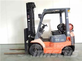 Toyota 42-7FGF15 Камиони с АГУ