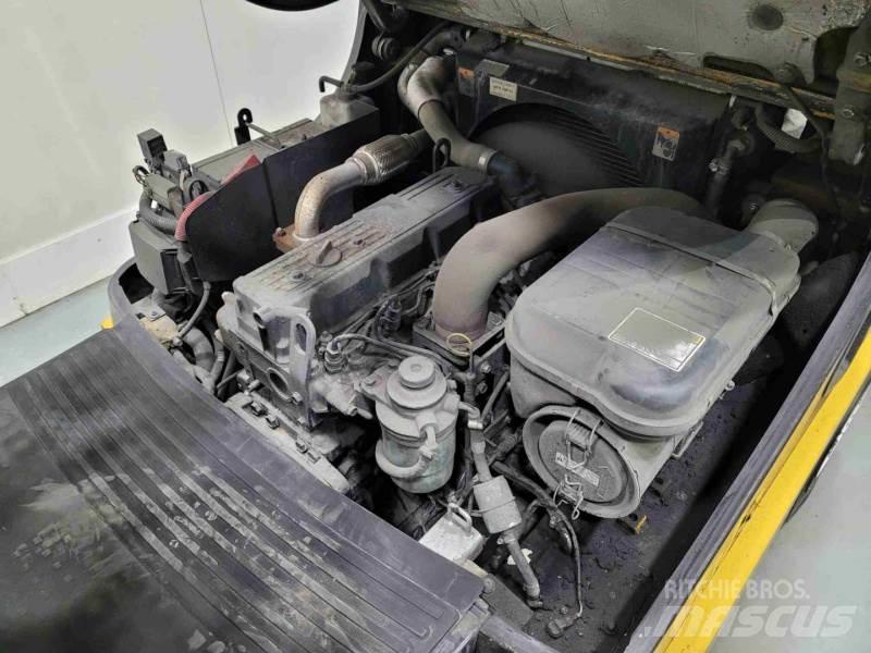 Yale GDP30MX E2195 Дизелови камиони