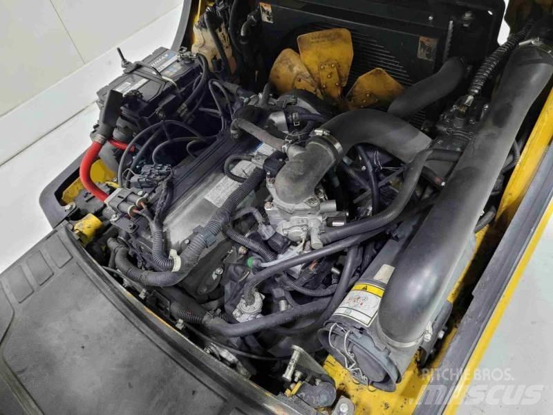 Yale GLP16VX Камиони с АГУ