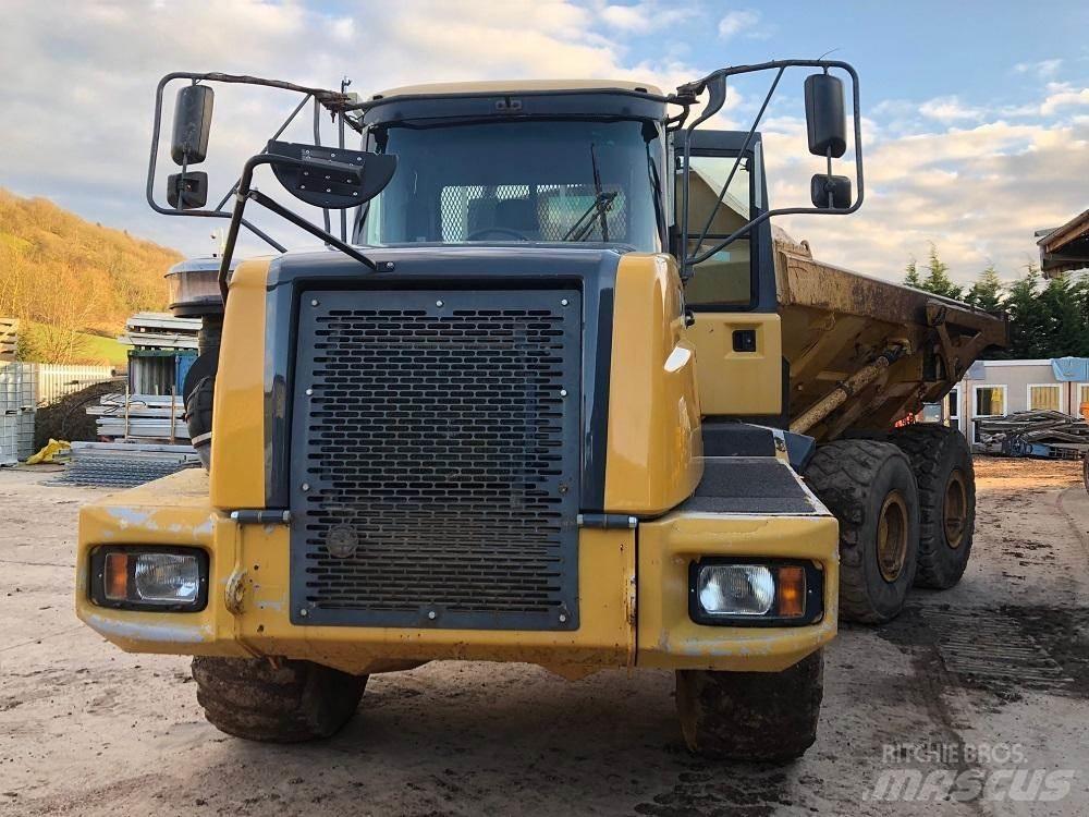 Bell D30D Твърди самосвали
