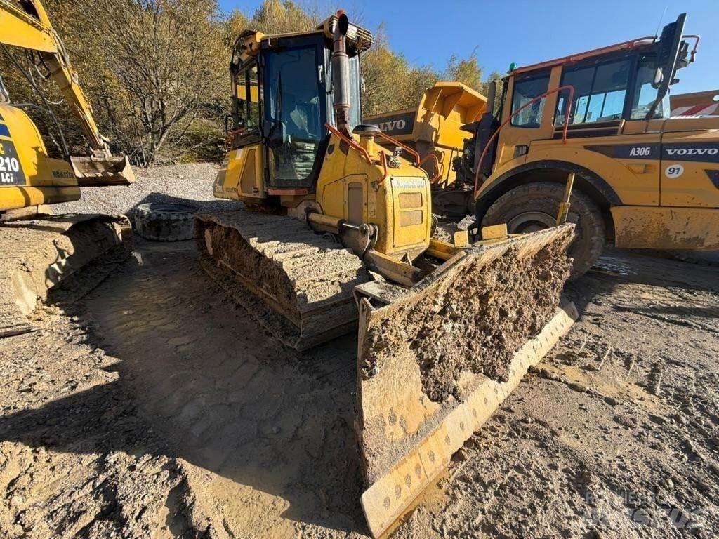 Komatsu D51PX Верижни булдозери
