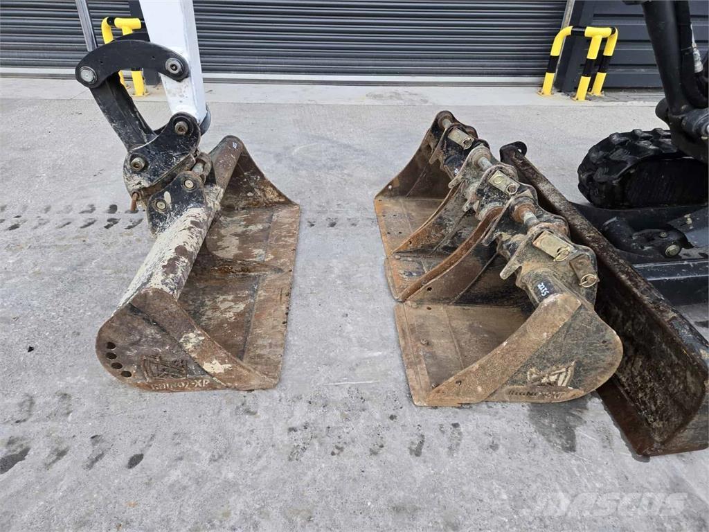 Bobcat E27 Мини екскаватори < 7 т