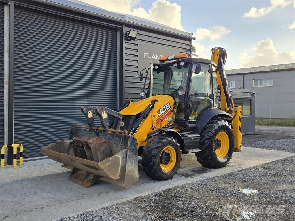 JCB 3CX Товарач със заден ексватор