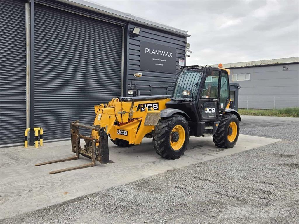 JCB 535-140 Телескопични товарачи