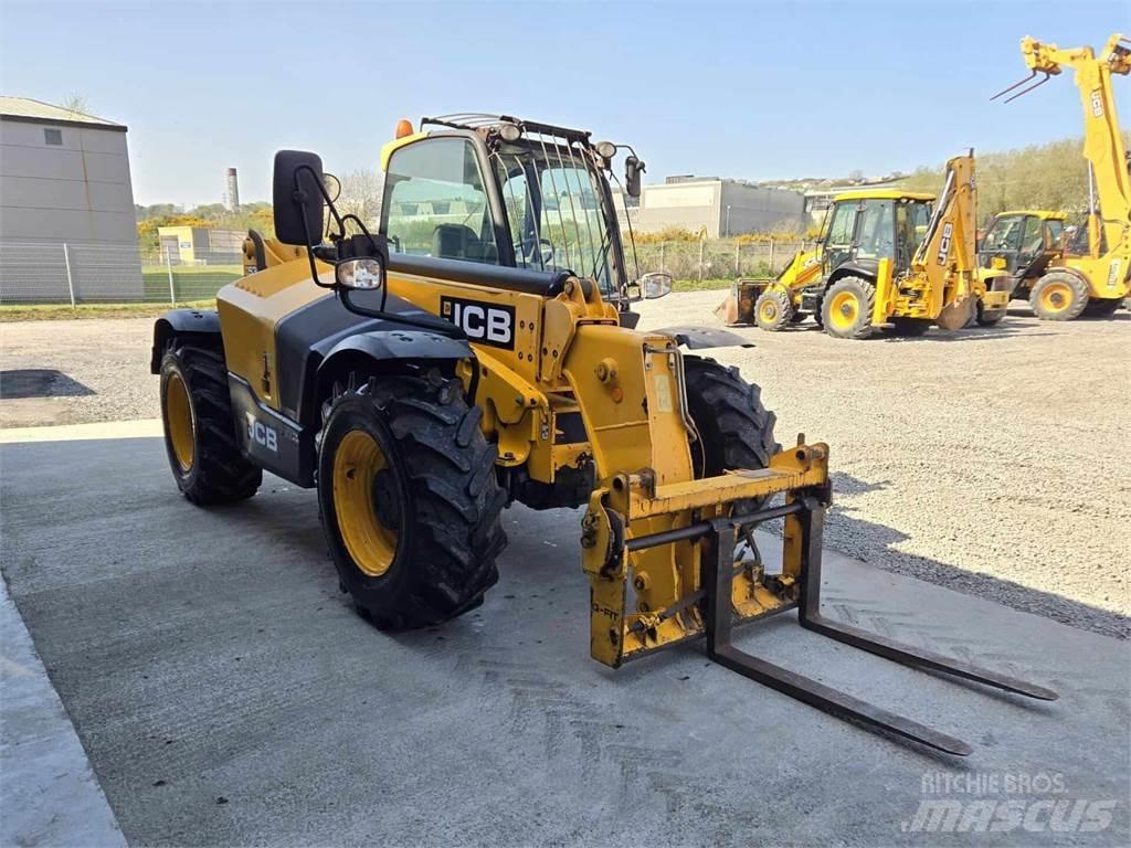 JCB 535-95 Телескопични товарачи