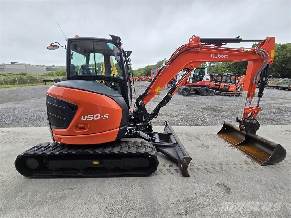 Kubota U50-5 Средни екскаватори 7т - 12т