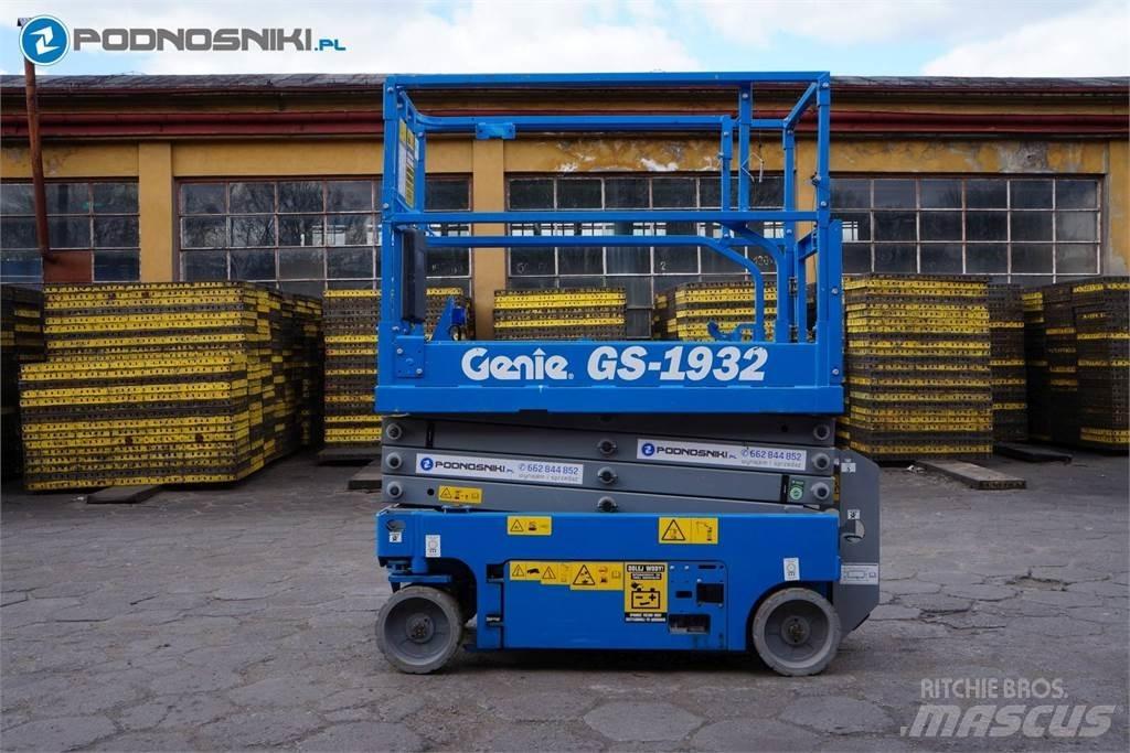 Genie 1932 Ножични работни платформи