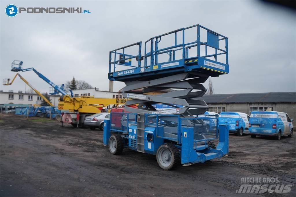 Genie 4390 Ножични работни платформи