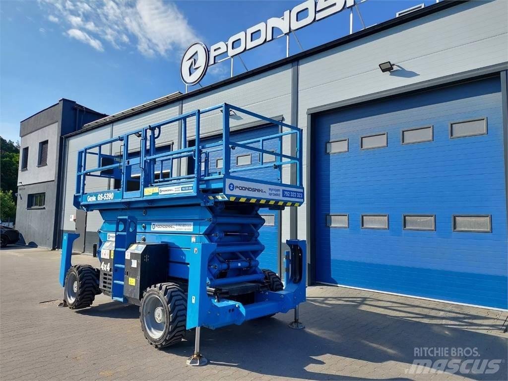 Genie GS-5390 RT Ножични работни платформи