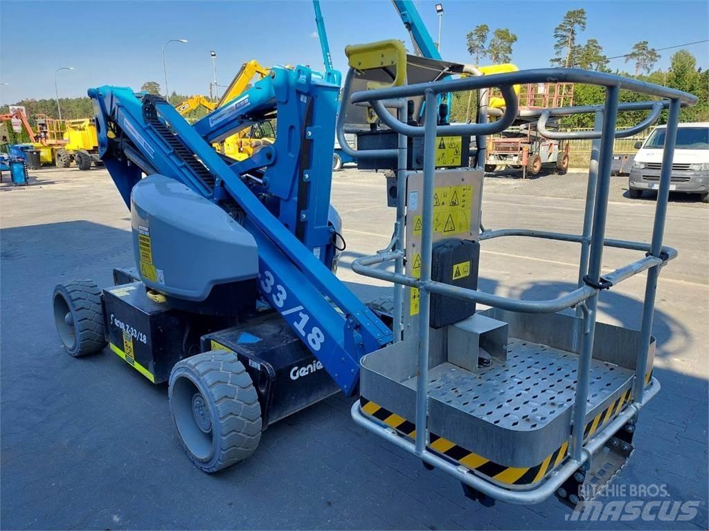 Genie Z-33/18 Съчленени стрелови подемници