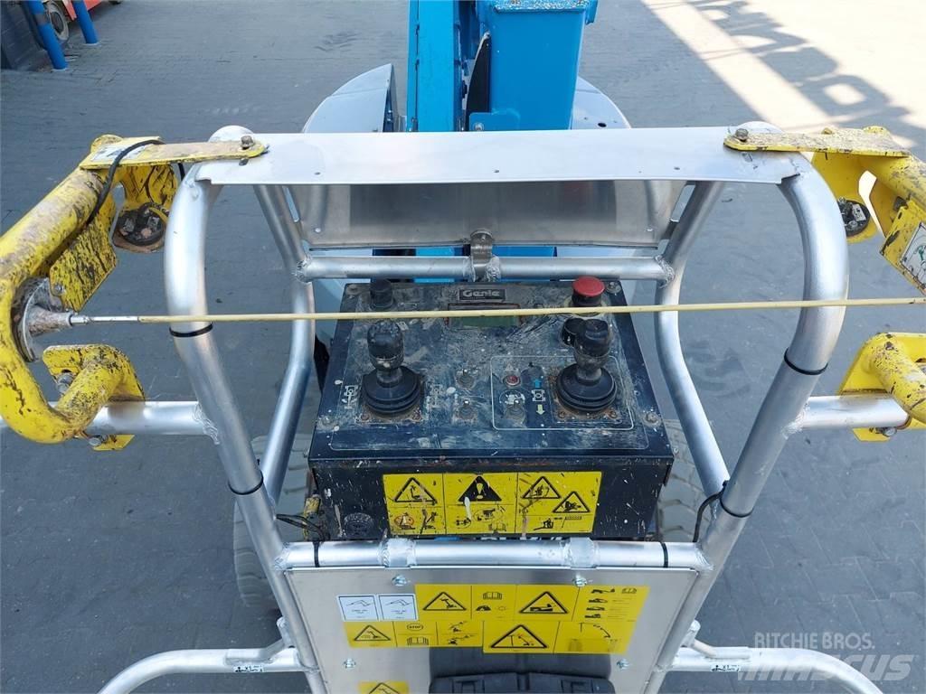 Genie Z-33/18 Съчленени стрелови подемници