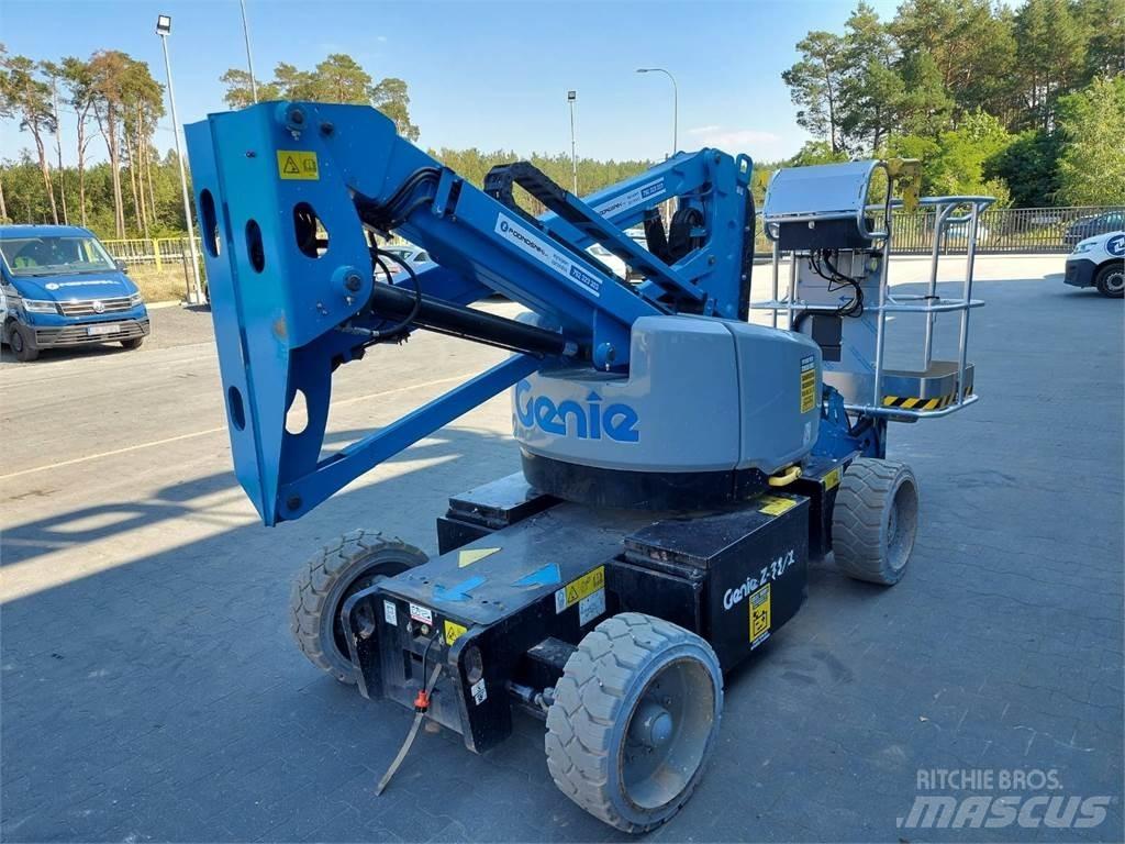 Genie Z-33/18 Съчленени стрелови подемници