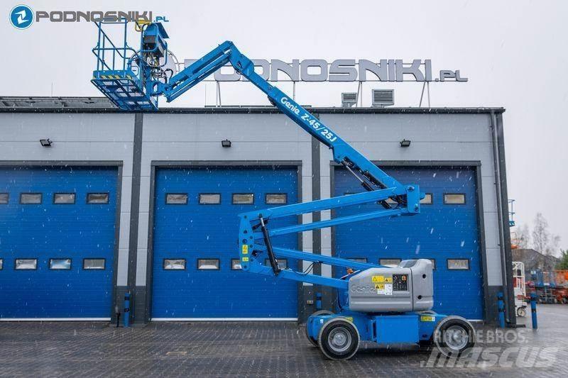 Genie Z-45/25J Съчленени стрелови подемници