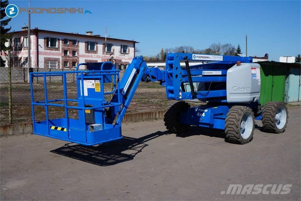 Genie Z45/25J Съчленени стрелови подемници