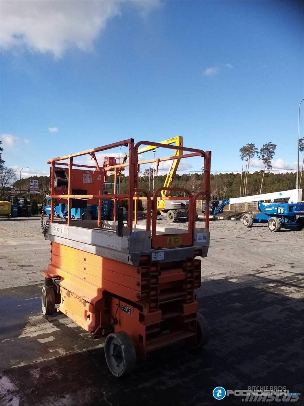 JLG 2646ES Ножични работни платформи