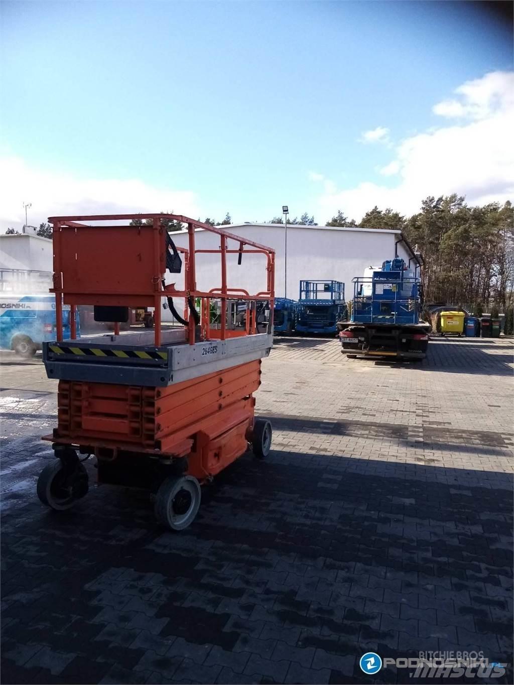 JLG 2646ES Ножични работни платформи