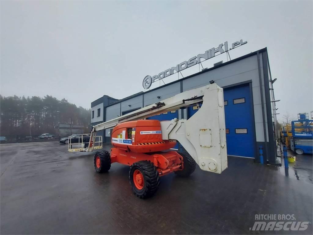 JLG 800AJ Съчленени стрелови подемници