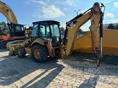 CAT 430E Товарач със заден ексватор