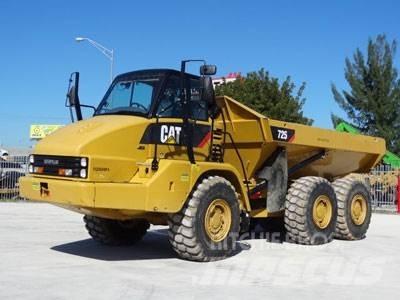 CAT 725 Дъмпери/моторни превозни средства