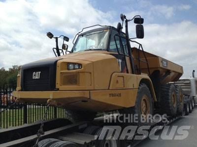 CAT 725C Дъмпери/моторни превозни средства