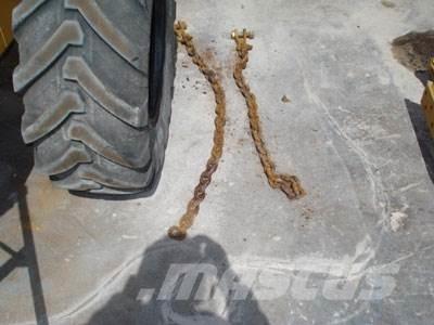 CAT 740 Tailgate Други компоненти
